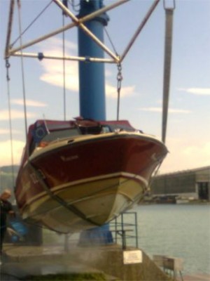 poseidon-boot.jpg (17.93 KiB) 3872 mal betrachtet poseidon-boot.jpg